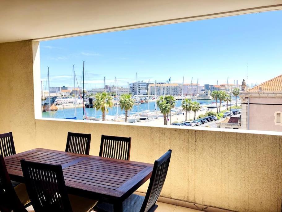 Grand Bleu Apartment Sete Exterior photo